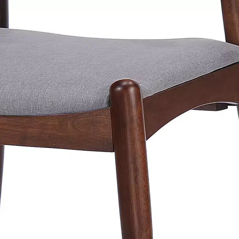 Chaises de salle à manger avec pieds évasés, structure en bois d'hévéa et assise rembourrée, chaises de cuisine modernes et confortables pour salon et appartement