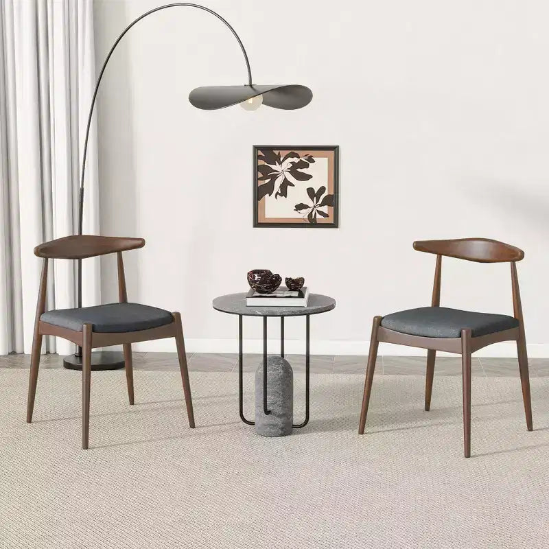 Chaises de salle à manger avec pieds évasés, structure en bois d'hévéa et assise rembourrée, chaises de cuisine modernes et confortables pour salon et appartement