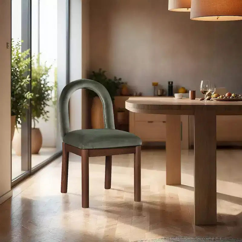 Chaise de salle à manger en velours Conrad