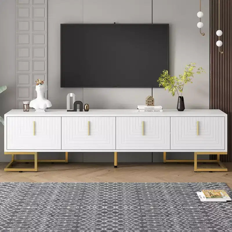 Meuble TV moderne avec pieds en métal et poignées dorées, console avec armoires et étagères réglables, convient aux téléviseurs jusqu'à 80 pouces