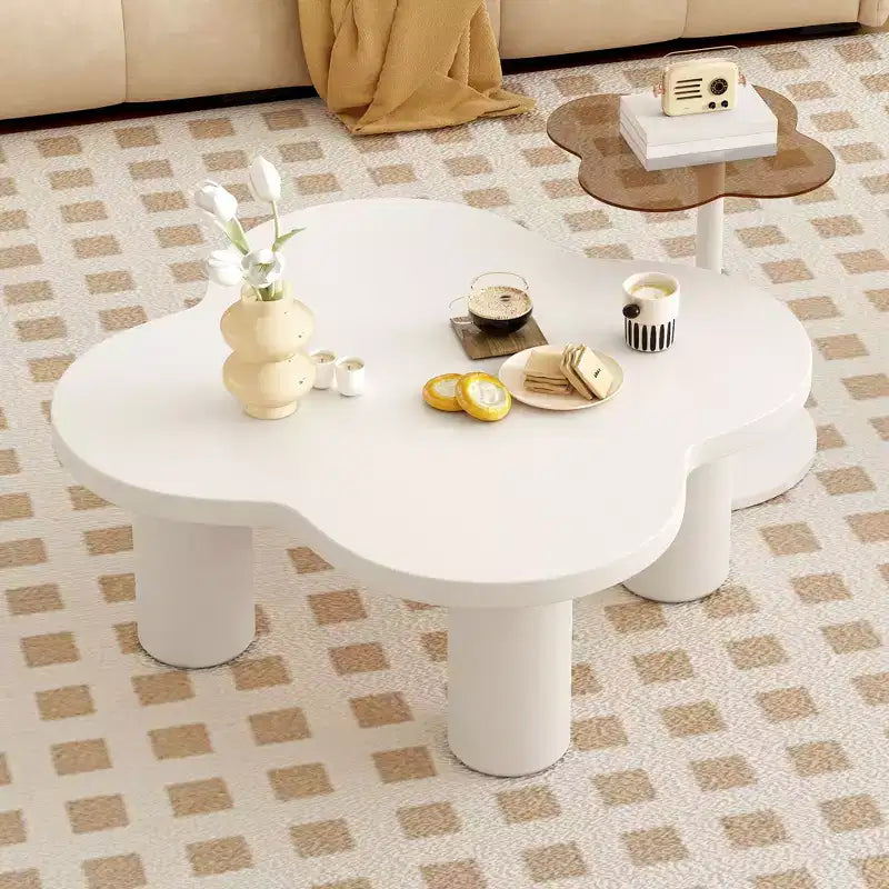 Table basse moderne, base sculpturale en colonne romaine et plateau en verre, table d'appoint, table basse irrégulière pour salon