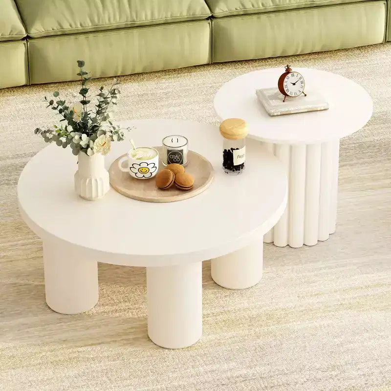 Table basse moderne, base sculpturale en colonne romaine et plateau en verre, table d'appoint, table basse irrégulière pour salon