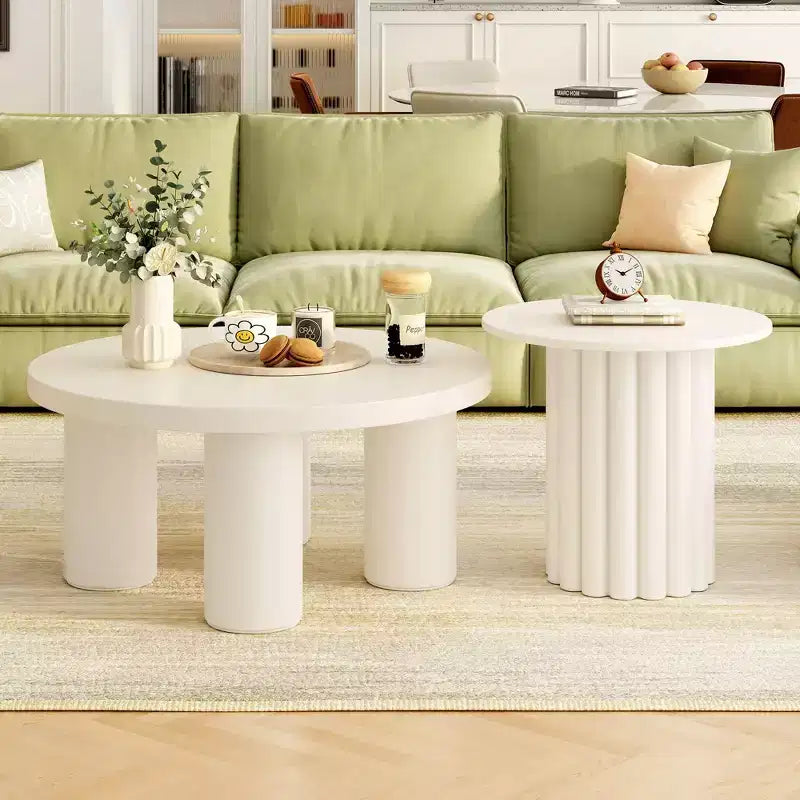 Table basse moderne, base sculpturale en colonne romaine et plateau en verre, table d'appoint, table basse irrégulière pour salon