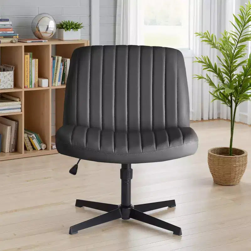 Chaise ergonomique avec assise large et coussin moelleux en éponge haute densité