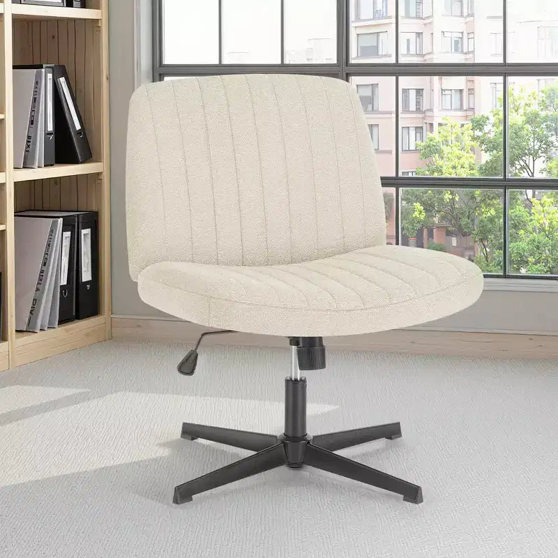 Chaise ergonomique avec assise large et coussin moelleux en éponge haute densité