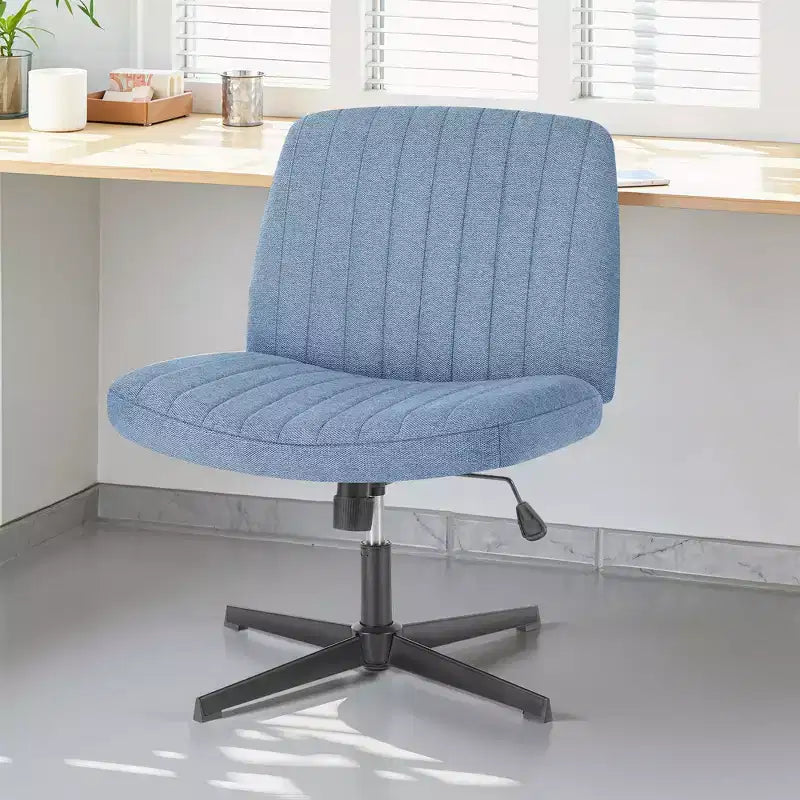 Chaise ergonomique avec assise large et coussin moelleux en éponge haute densité