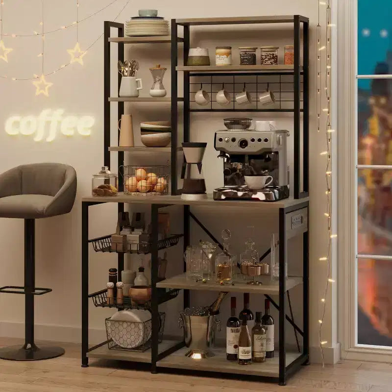 Étagère de Boulanger 7 Niveaux avec Prise Électrique Grand Support à Micro-Ondes & Bar à Café 2 Tiroirs en Fil, Crochets, Étagère de Four de Cuisine Autonome Pour Cuisine