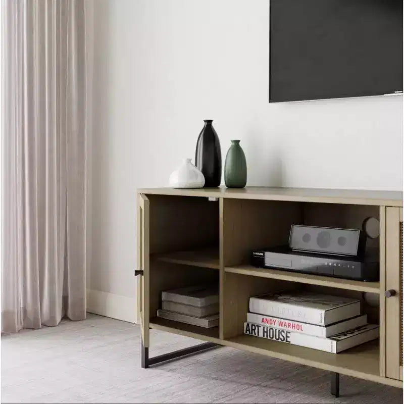 Meuble TV en rotin Mina pour téléviseurs jusqu'à 50" chêne